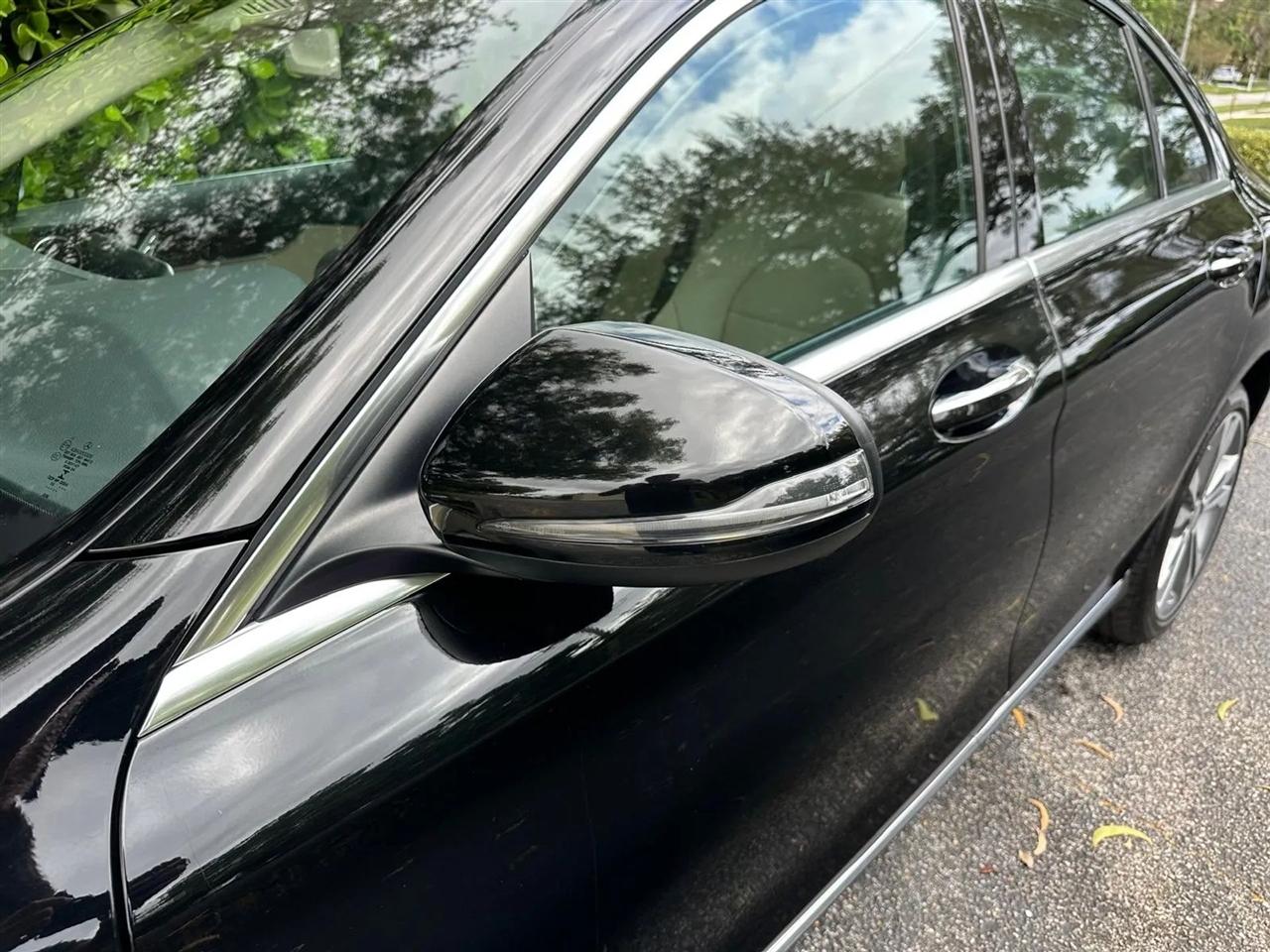 Mercedes-Benz C-Class C300 4MATIC Sedan 2019