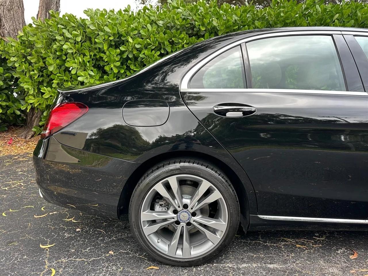 Mercedes-Benz C-Class C300 4MATIC Sedan 2019
