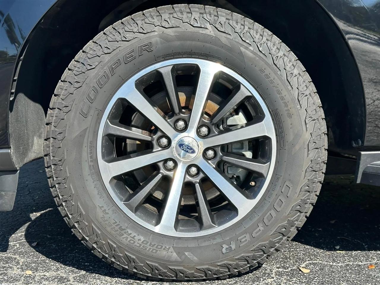 Ford Expedition MAX XLT 4WD 2018