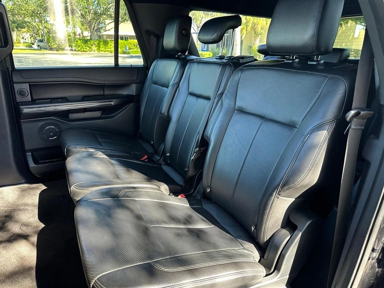 Ford Expedition MAX XLT 4WD 2018