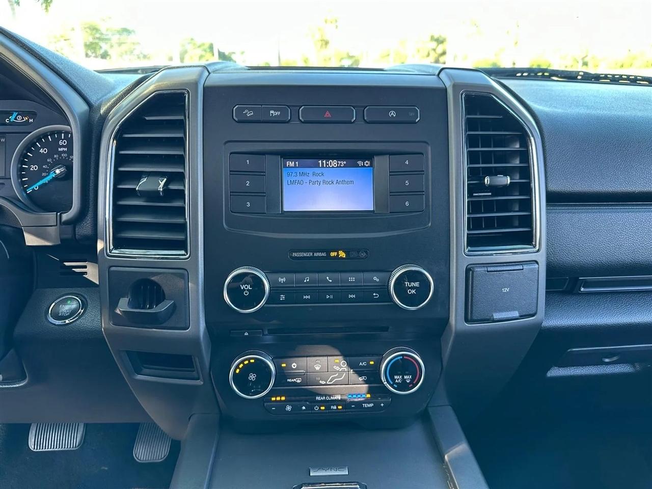 Ford Expedition MAX XLT 4WD 2018