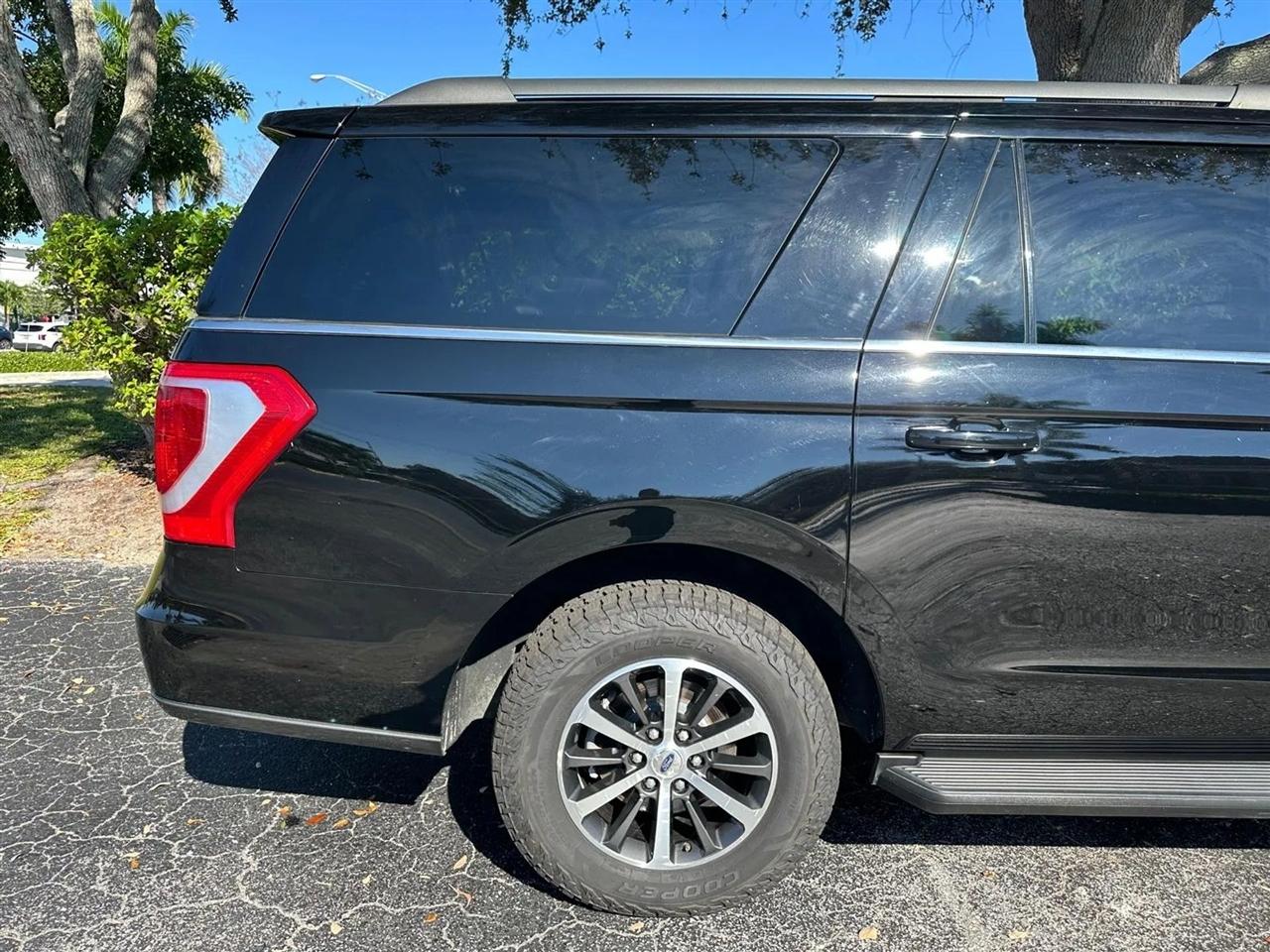 Ford Expedition MAX XLT 4WD 2018