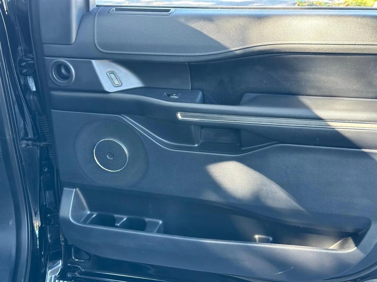 Ford Expedition MAX XLT 4WD 2018