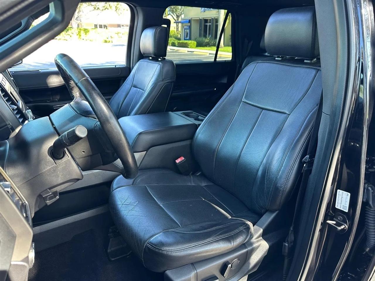 Ford Expedition MAX XLT 4WD 2018