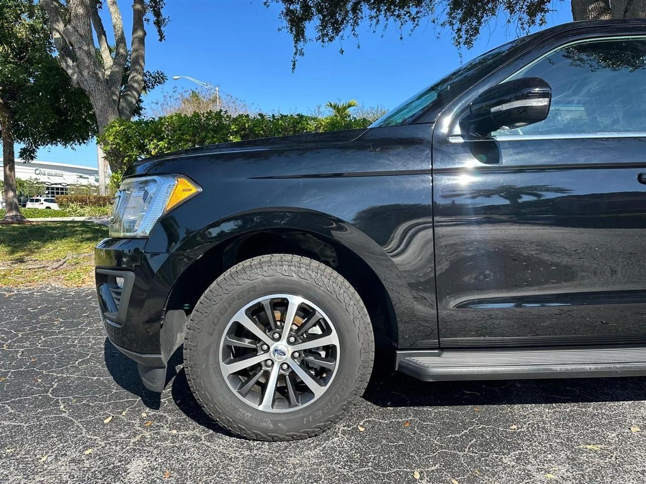 Ford Expedition MAX XLT 4WD 2018