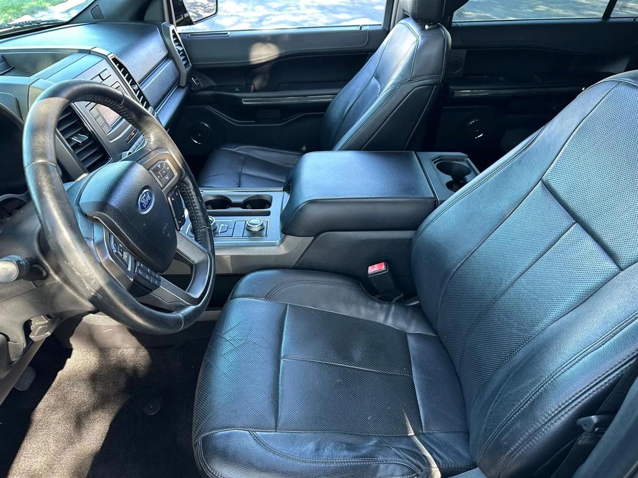 Ford Expedition MAX XLT 4WD 2018