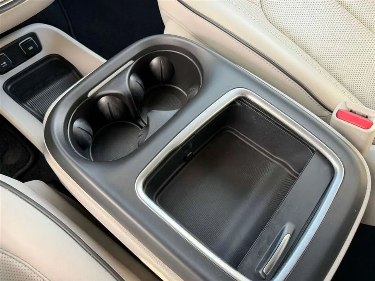 Chrysler Pacifica Hybrid Limited 2018