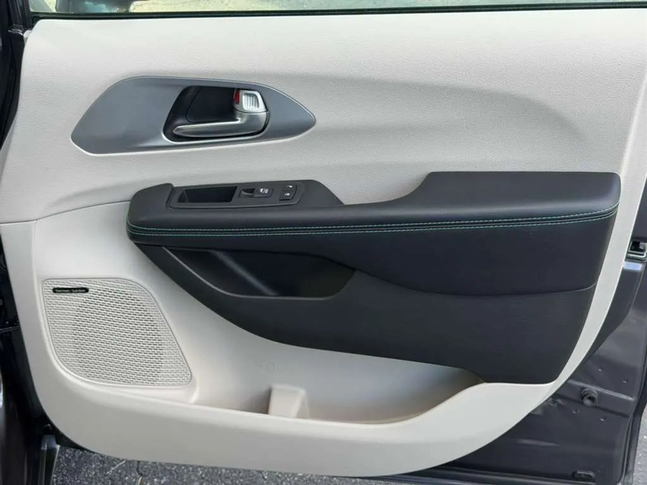 Chrysler Pacifica Hybrid Limited 2018