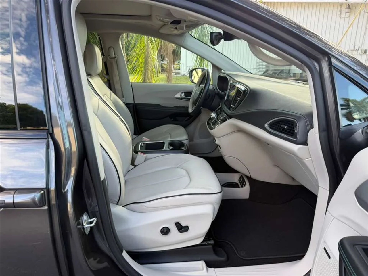 Chrysler Pacifica Hybrid Limited 2018