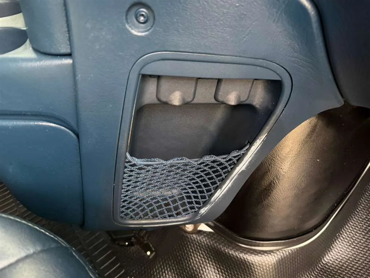 Chevrolet Astro Cargo Van 2WD 2005