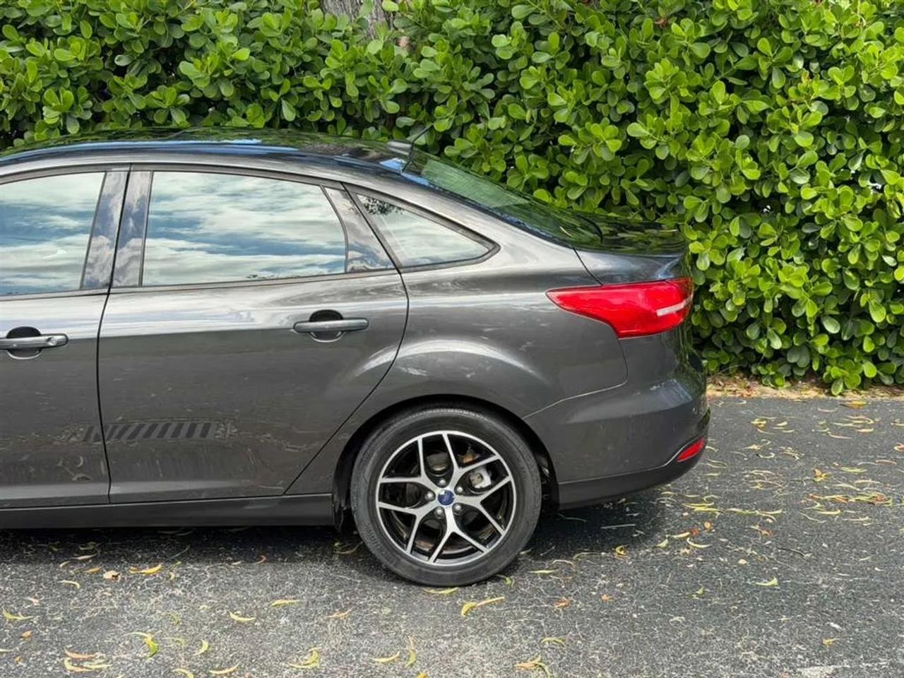 Ford Focus SEL Sedan 2017