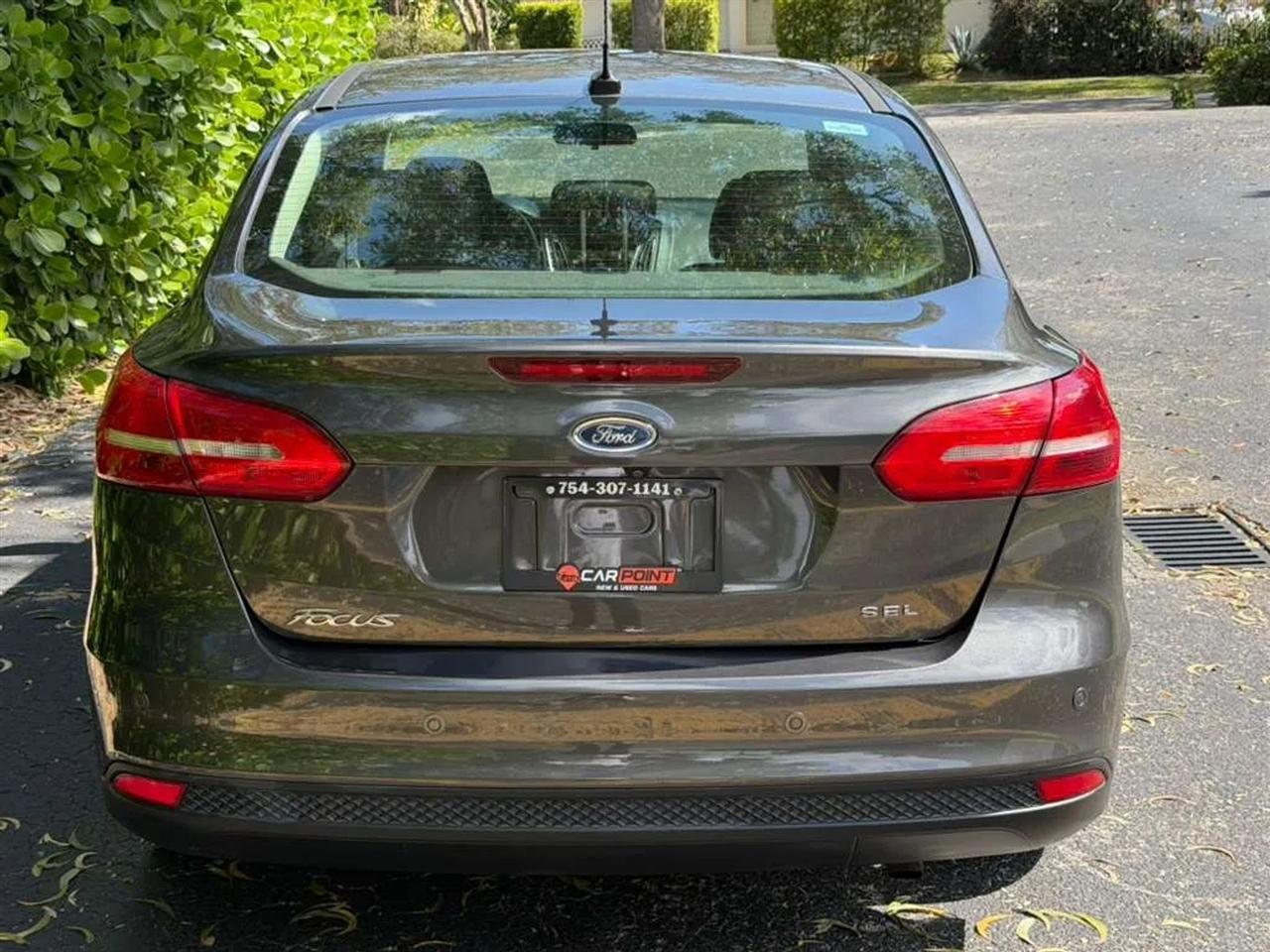 Ford Focus SEL Sedan 2017