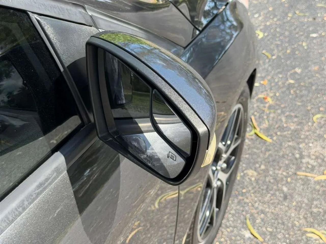 Ford Focus SEL Sedan 2017