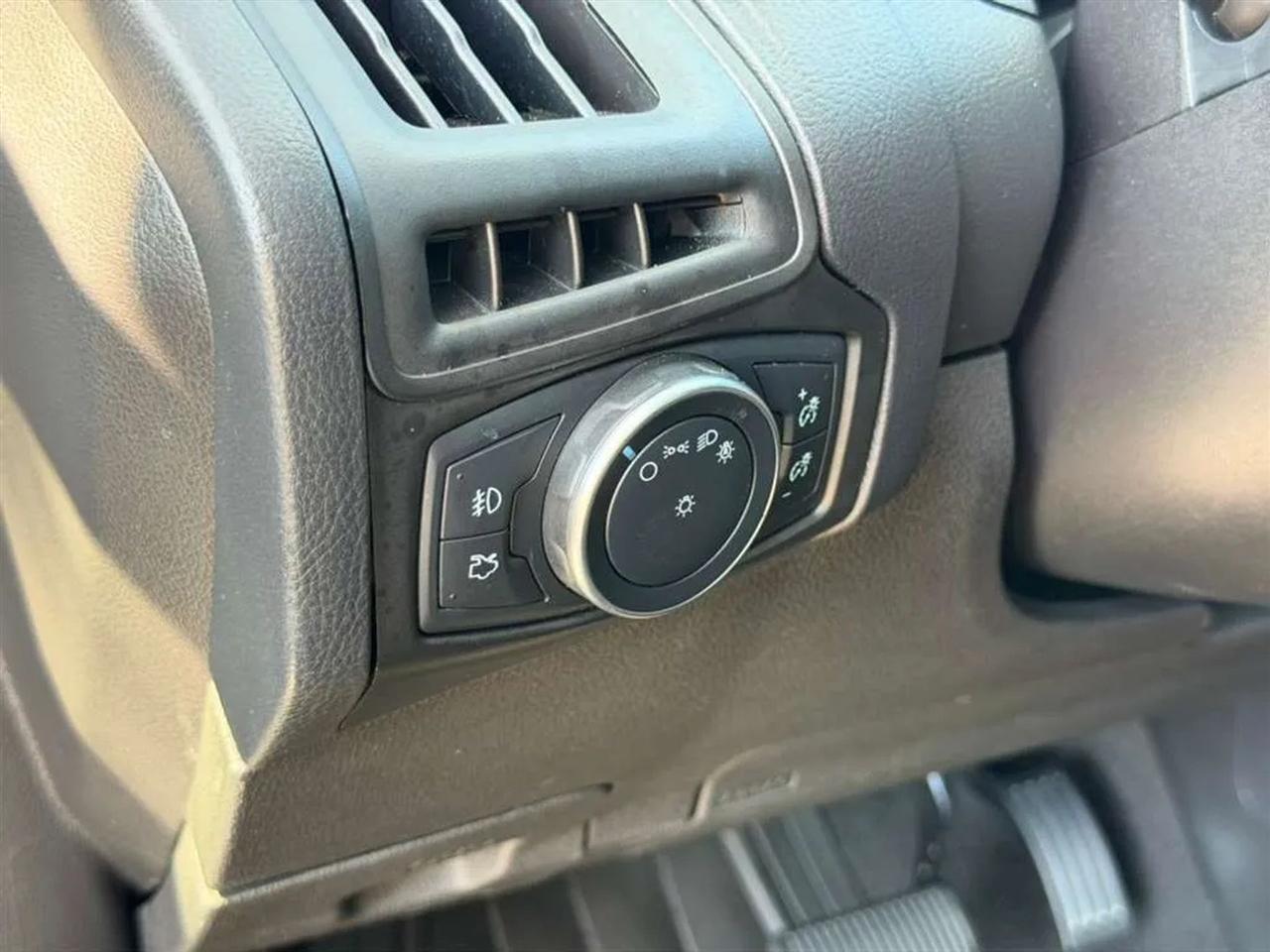 Ford Focus SEL Sedan 2017