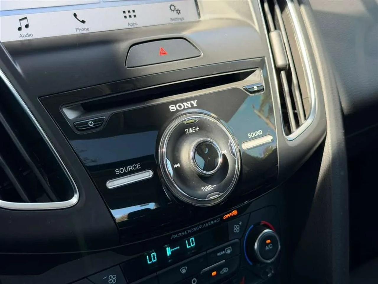 Ford Focus SEL Sedan 2017