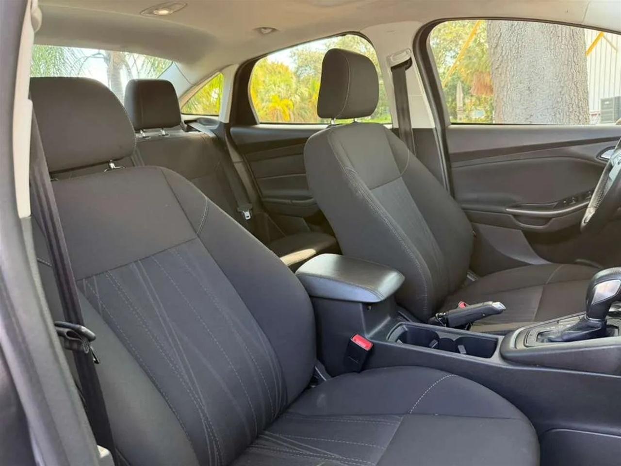 Ford Focus SEL Sedan 2017