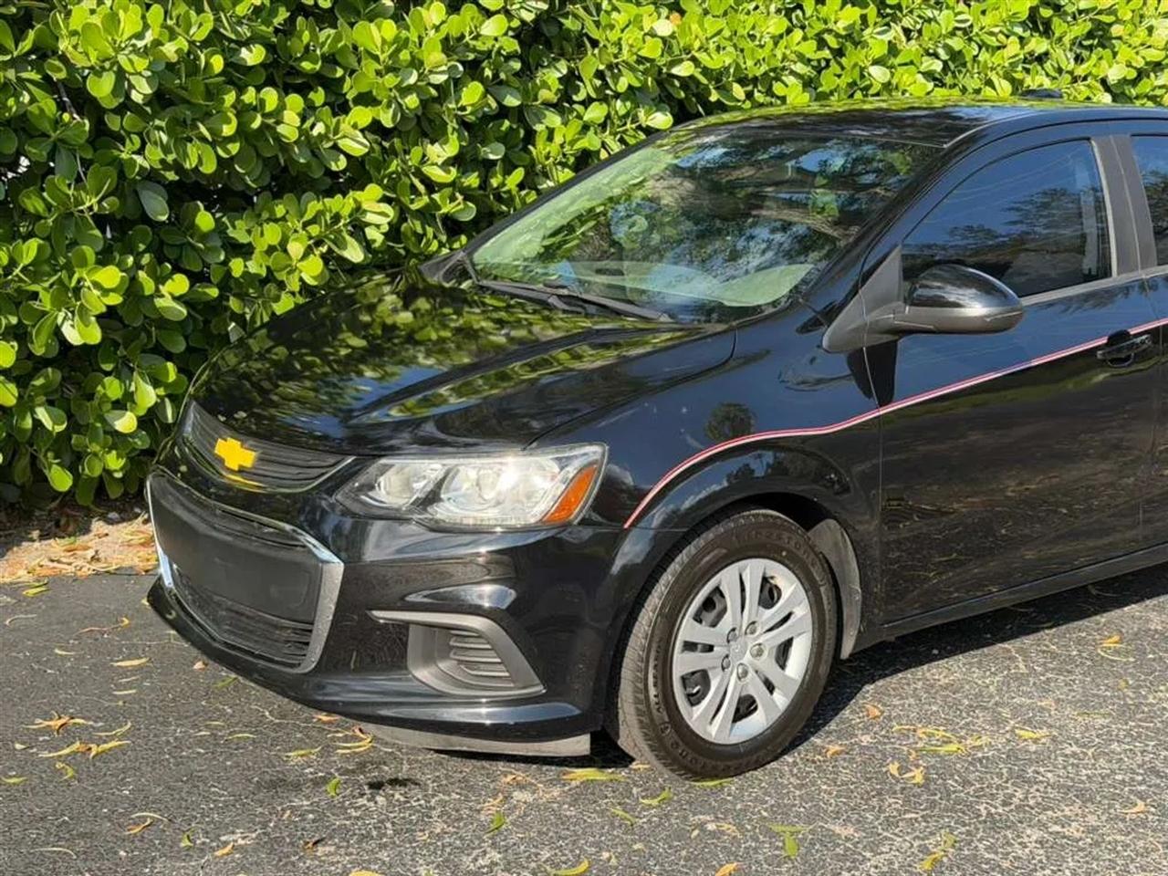 Chevrolet Sonic LS Auto Sedan 2017