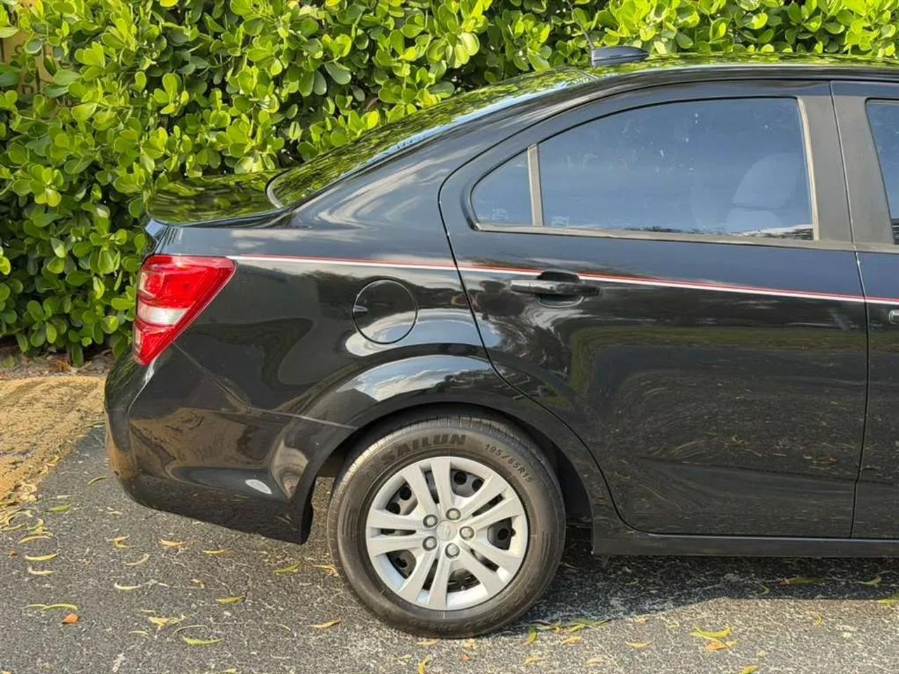 Chevrolet Sonic LS Auto Sedan 2017