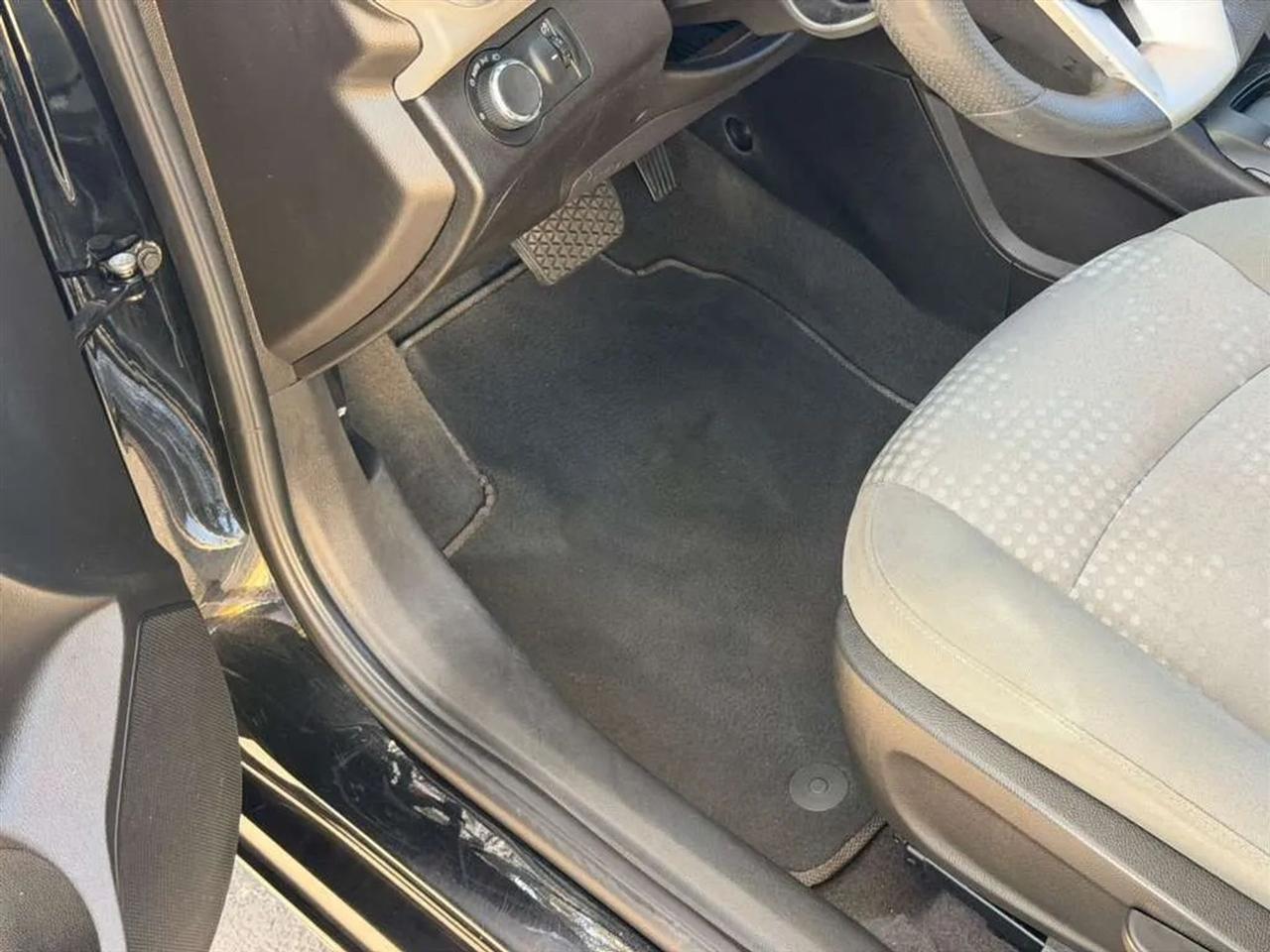 Chevrolet Sonic LS Auto Sedan 2017