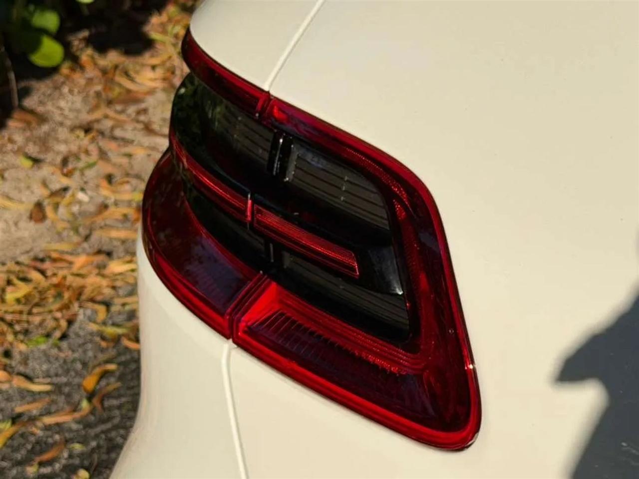 Porsche Macan GTS 2017