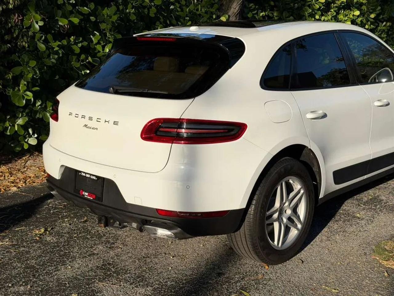 Porsche Macan GTS 2017