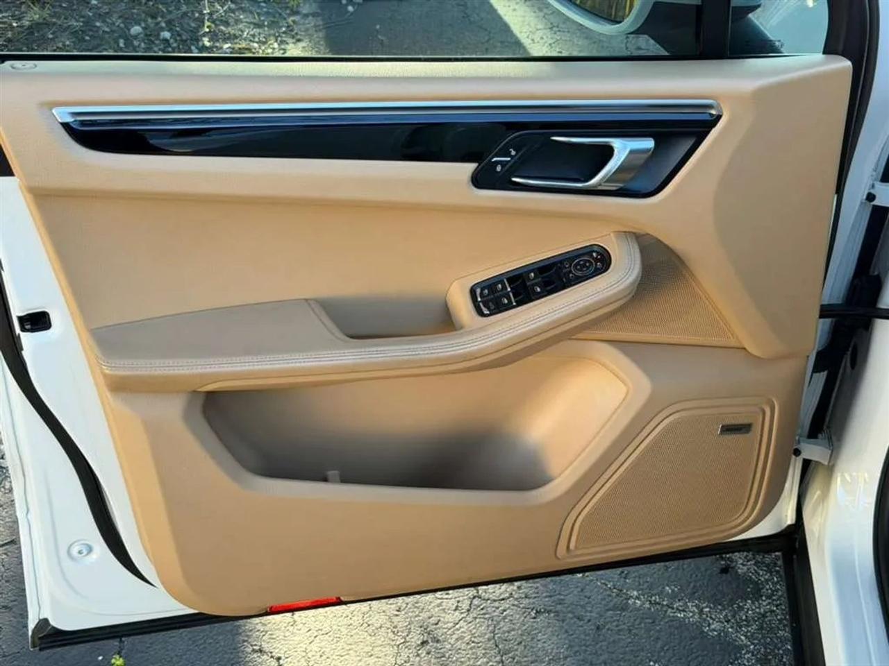 Porsche Macan GTS 2017