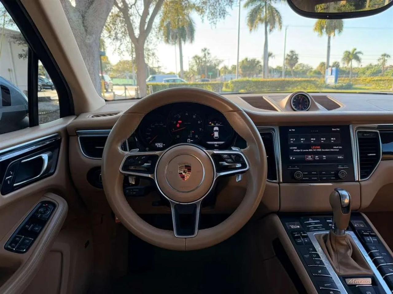 Porsche Macan GTS 2017