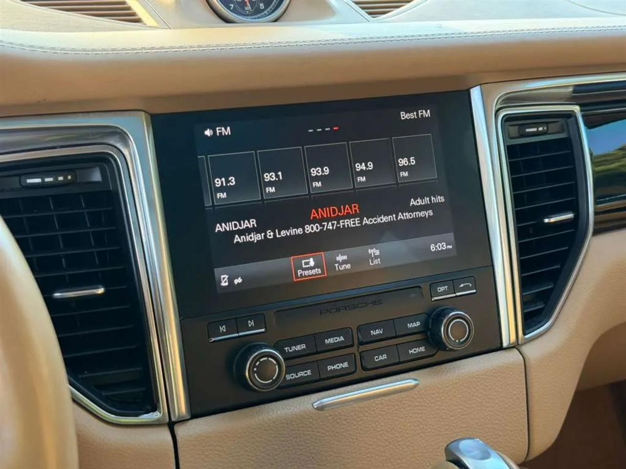 Porsche Macan GTS 2017