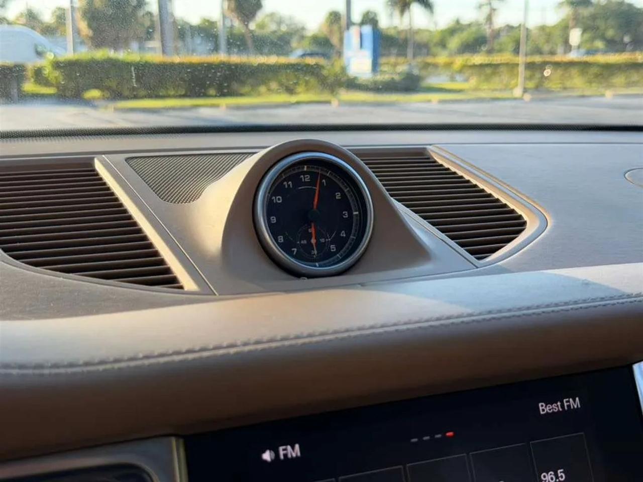 Porsche Macan GTS 2017