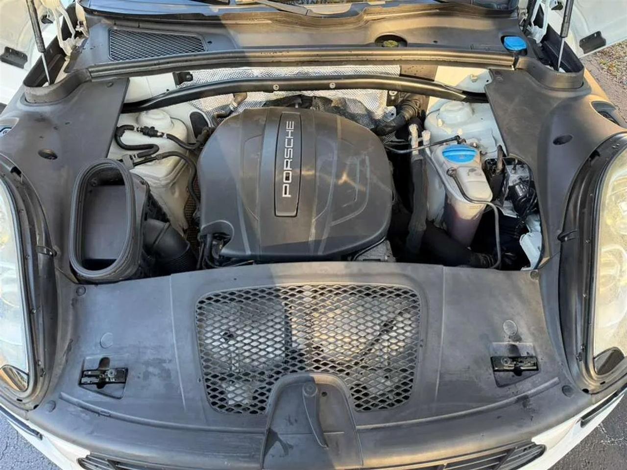 Porsche Macan GTS 2017