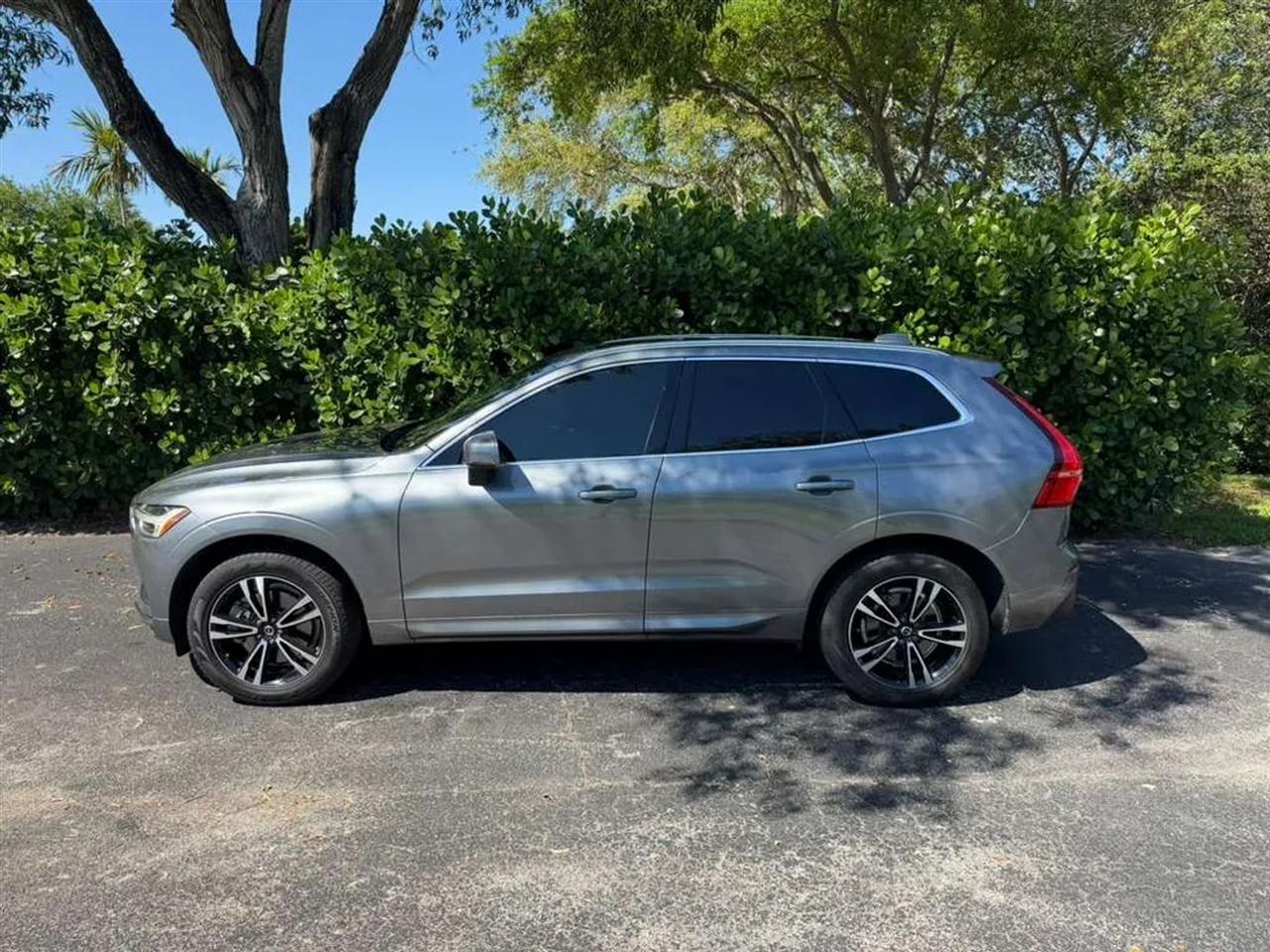 Volvo XC60 T6 Momentum AWD 2020
