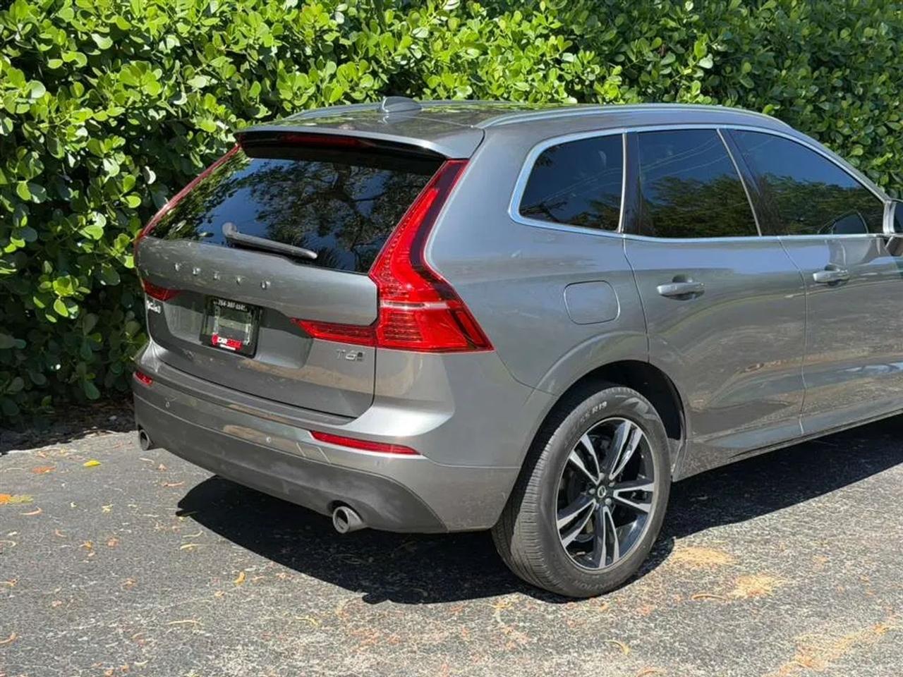 Volvo XC60 T6 Momentum AWD 2020