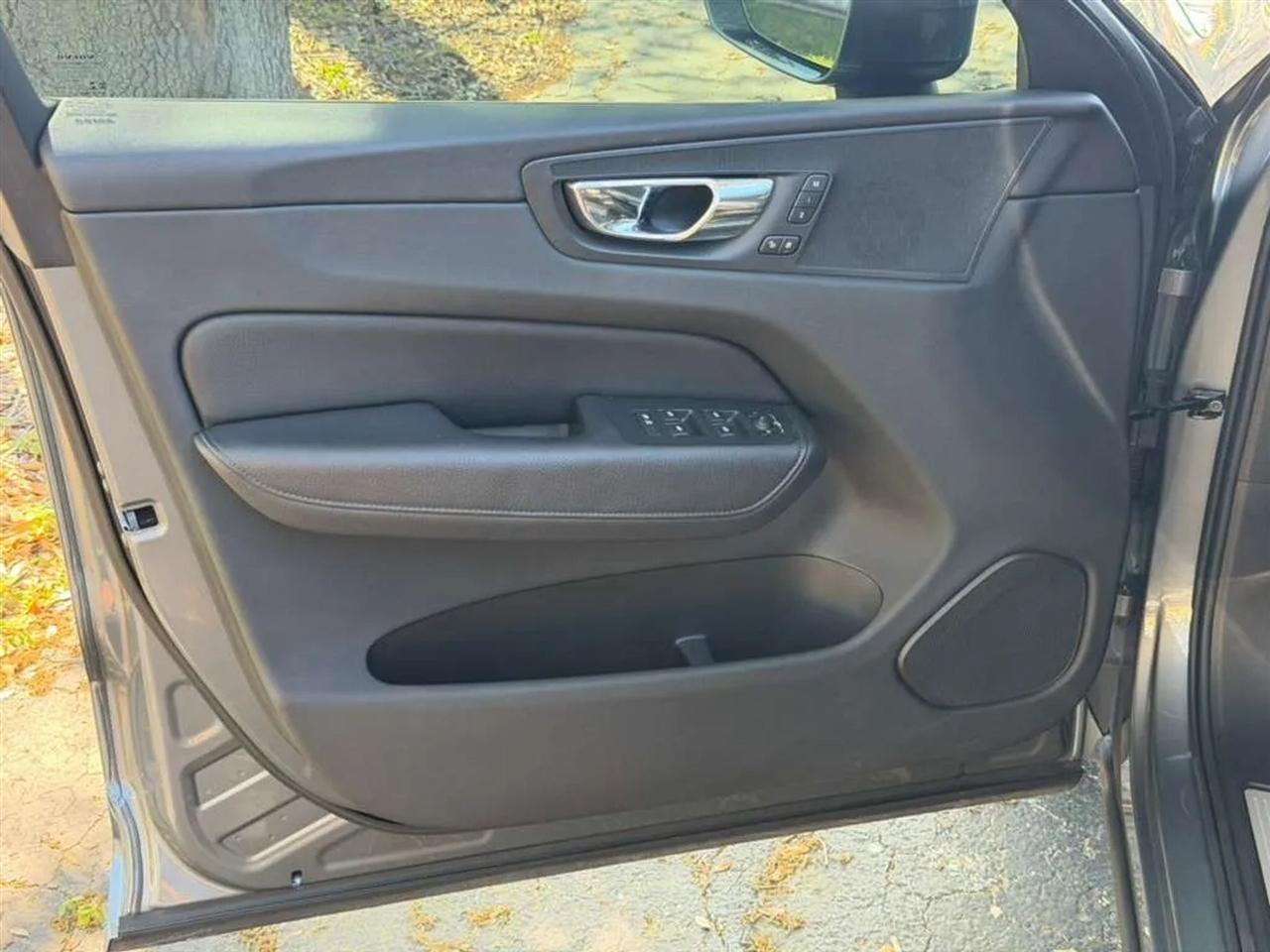 Volvo XC60 T6 Momentum AWD 2020