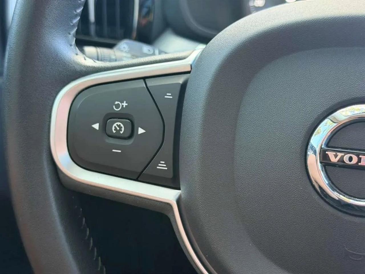 Volvo XC60 T6 Momentum AWD 2020