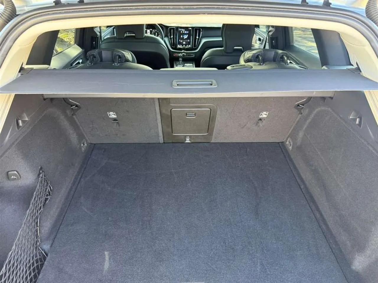 Volvo XC60 T6 Momentum AWD 2020