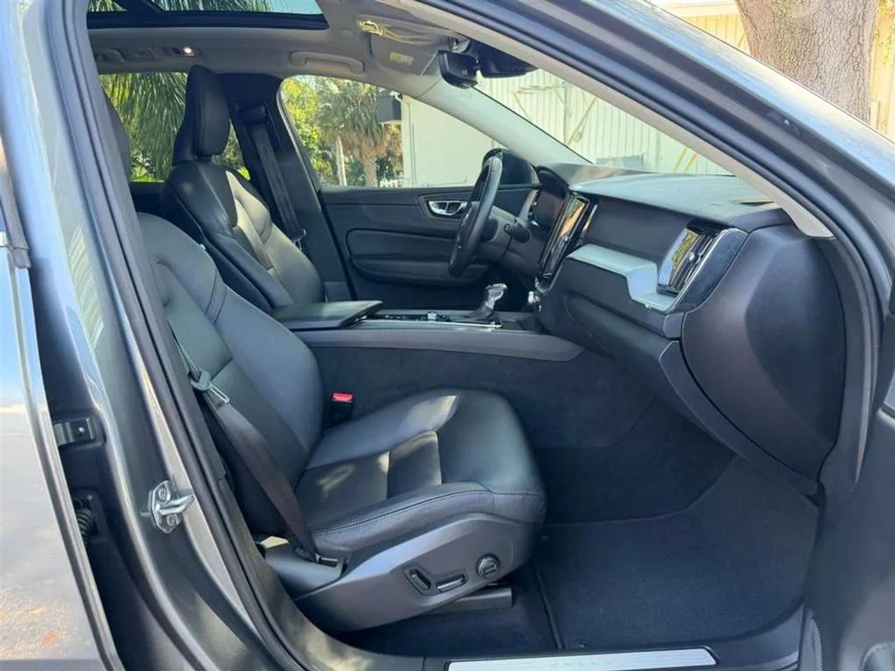 Volvo XC60 T6 Momentum AWD 2020