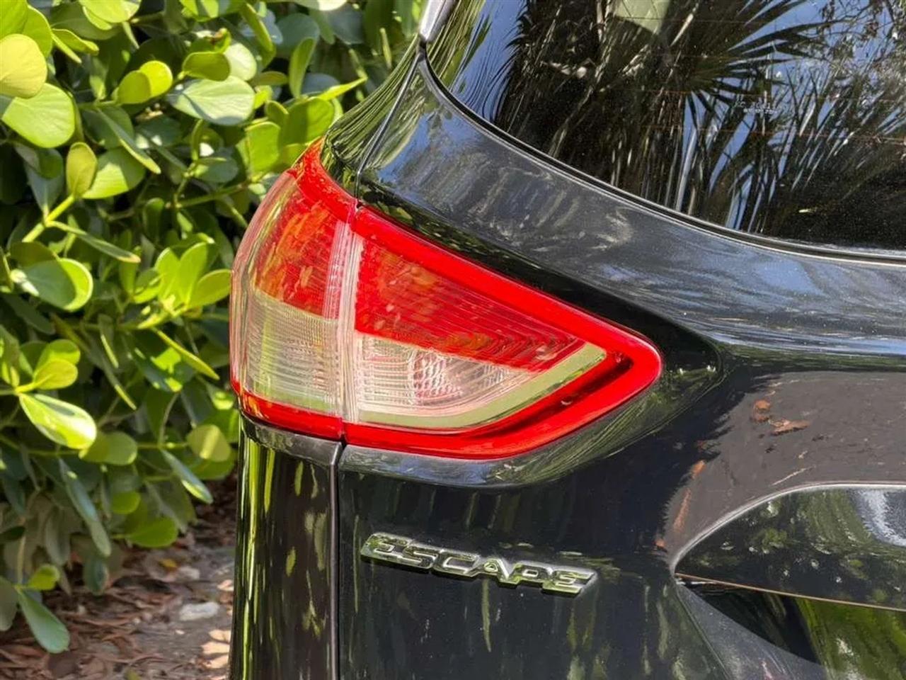 Ford Escape SE FWD 2016