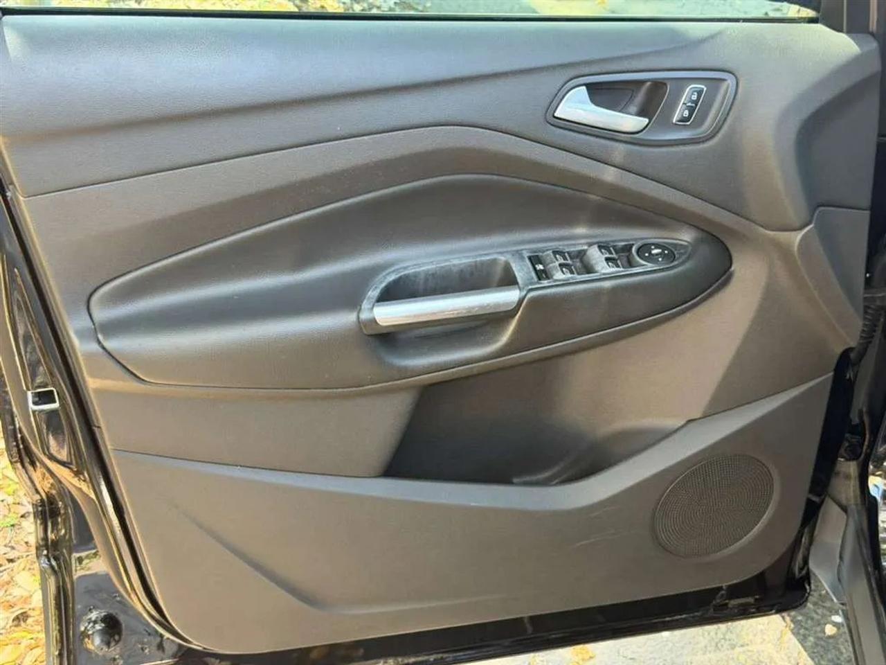 Ford Escape SE FWD 2016