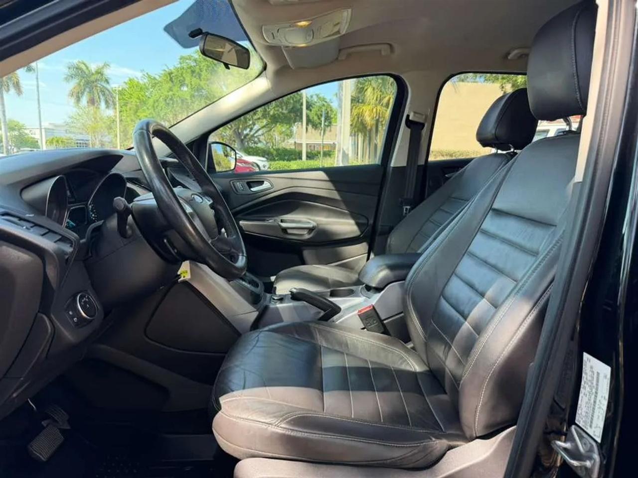 Ford Escape SE FWD 2016