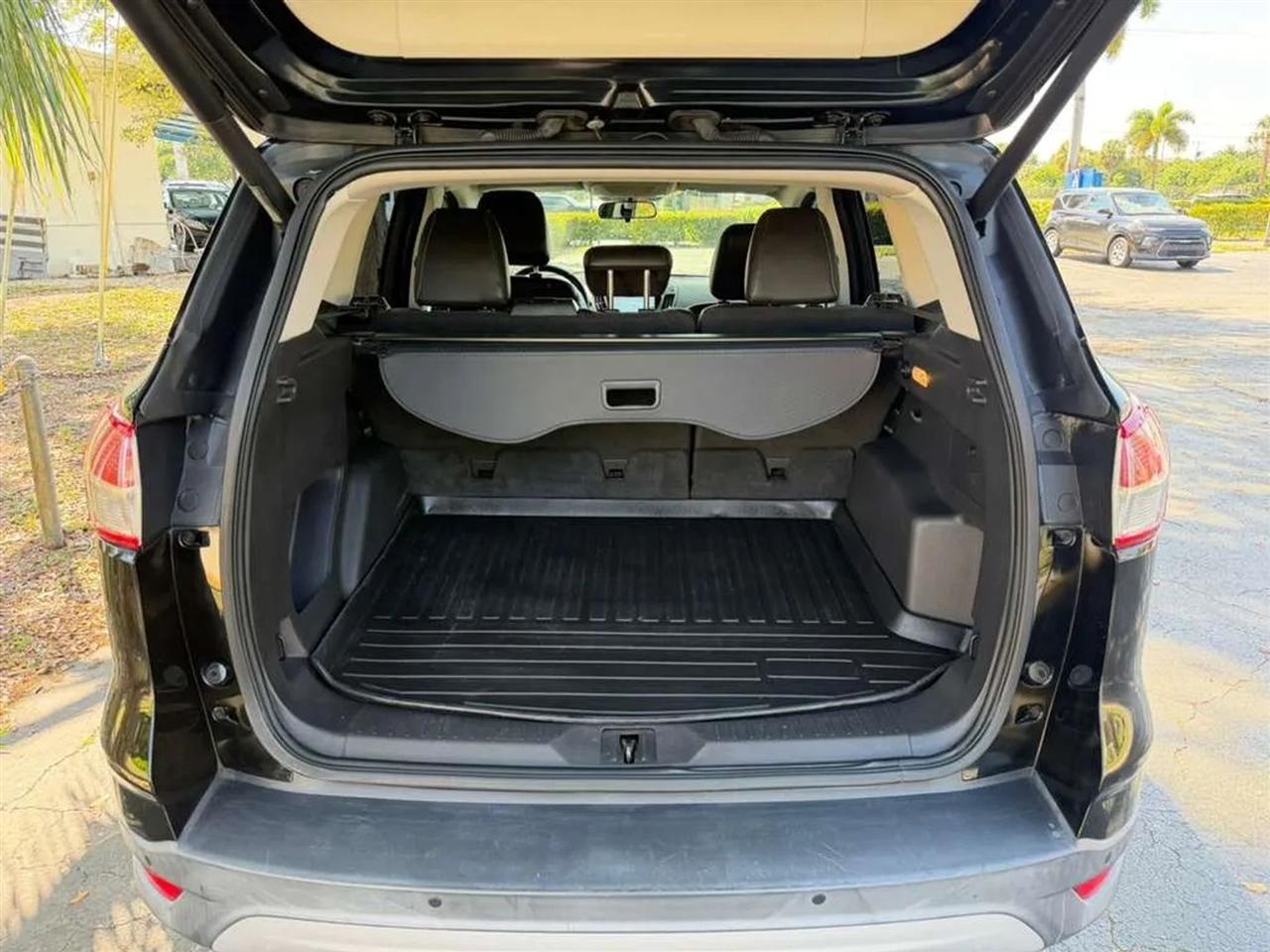 Ford Escape SE FWD 2016