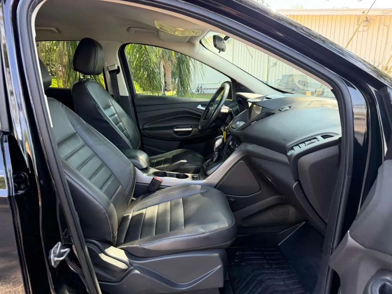 Ford Escape SE FWD 2016