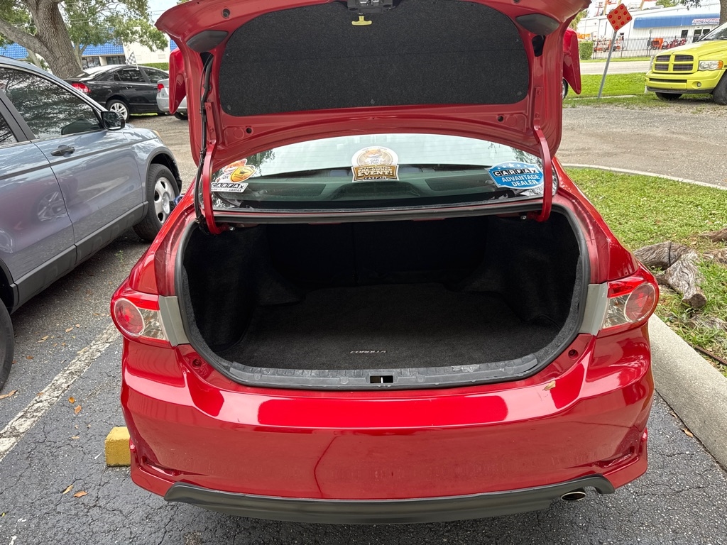 Toyota Corolla  2013 Toyota Corolla  2013