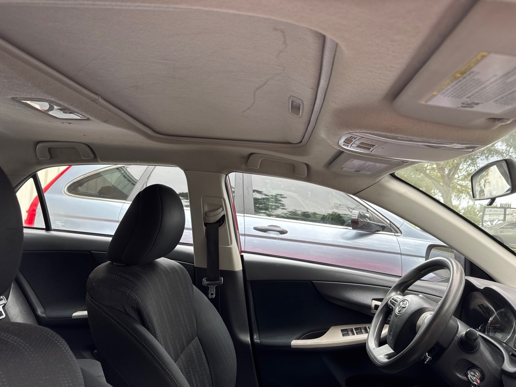 Toyota Corolla  2013 Toyota Corolla  2013