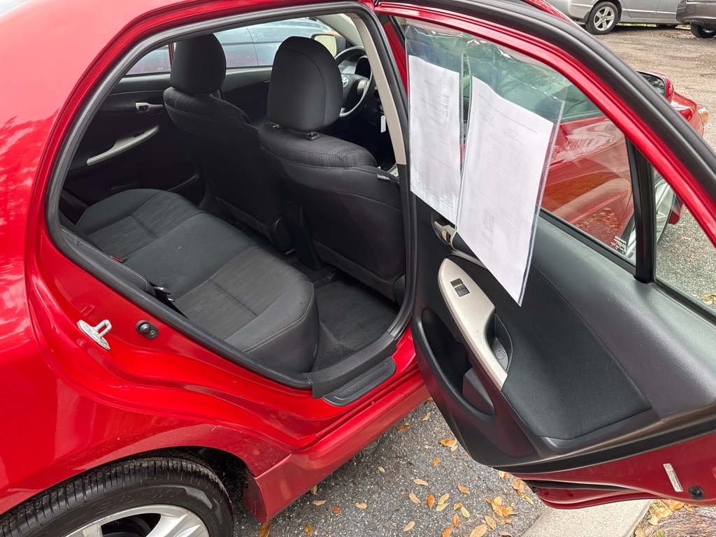 Toyota Corolla  2013 Toyota Corolla  2013