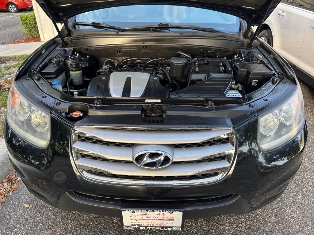 Hyundai Santa Fe  2012