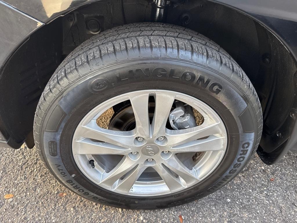 Hyundai Santa Fe  2012