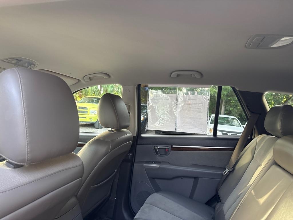 Hyundai Santa Fe  2012