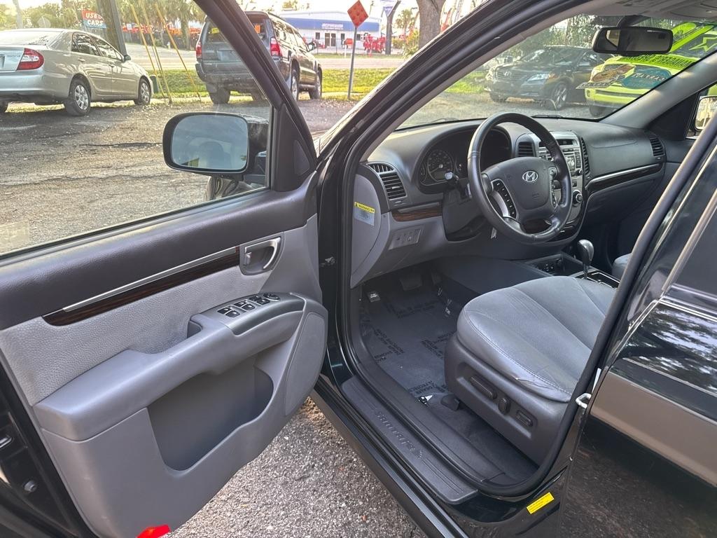 Hyundai Santa Fe  2012
