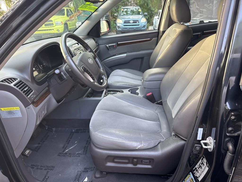 Hyundai Santa Fe  2012