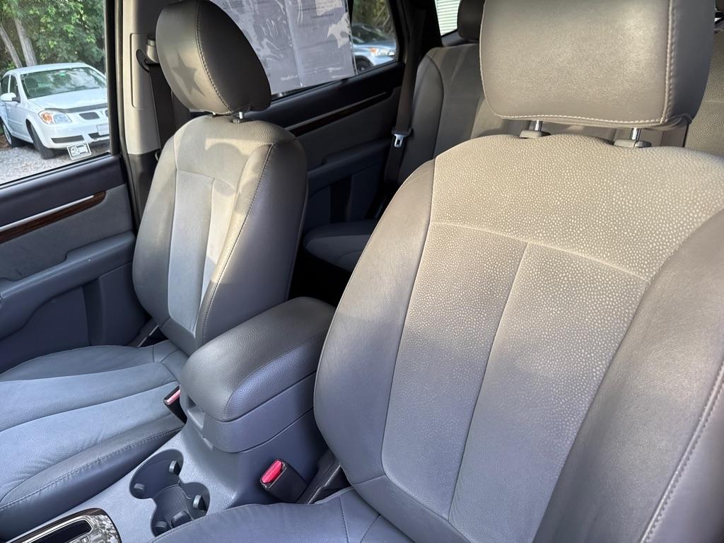 Hyundai Santa Fe  2012